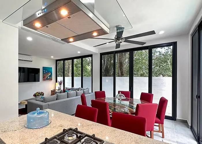 Casa Debra