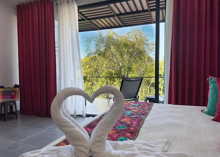 Casa Debra